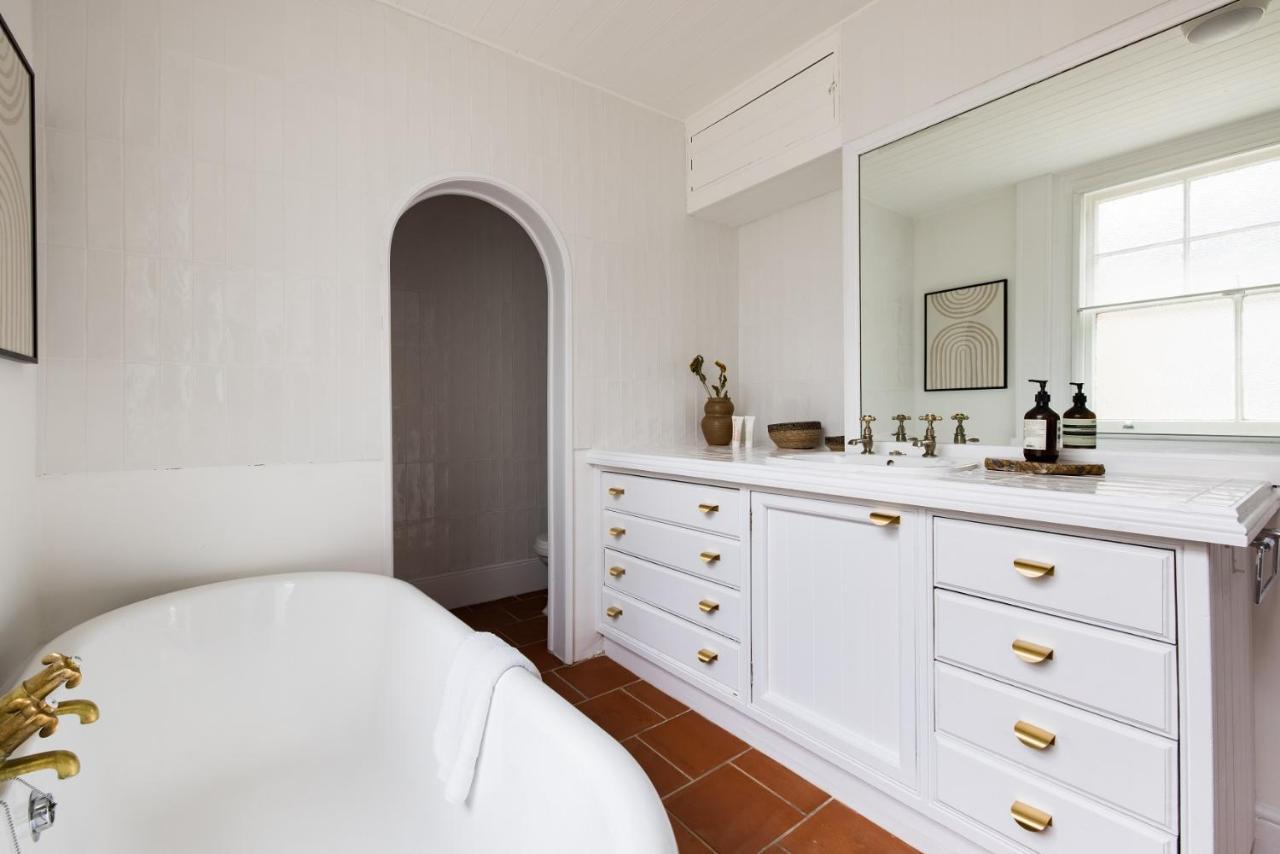 The Bridge Escape - Stylish 2bdr House In The Heart Of Apartment *