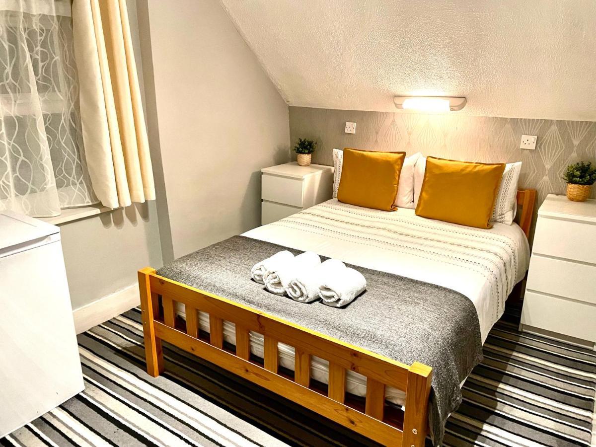 Hotell Trinity House 2*