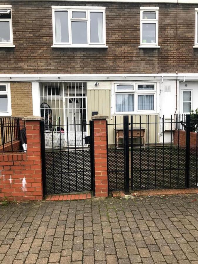 Arbnb Comfy Sleep Self Catering Private Bedrooms 60 Pound Per Night Per Person * Londen