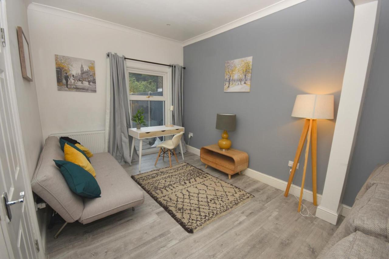 Jb Greenwich, 3 Bed House,ideal For Contractors And Family Casa vacanze Londra