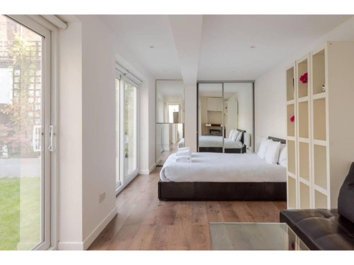 Pass The Keys - King's Cross Modern Flat With Sunny Garden Apartment London