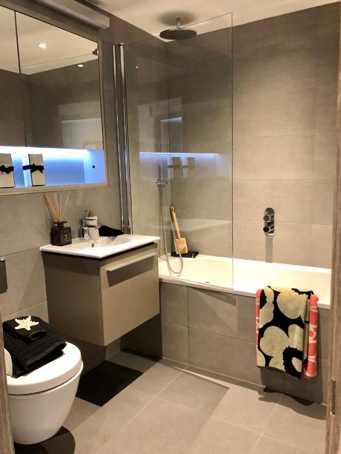 Lux 2 & 3 Bed In Camden Town Free Wifi By Aparts Apartment *