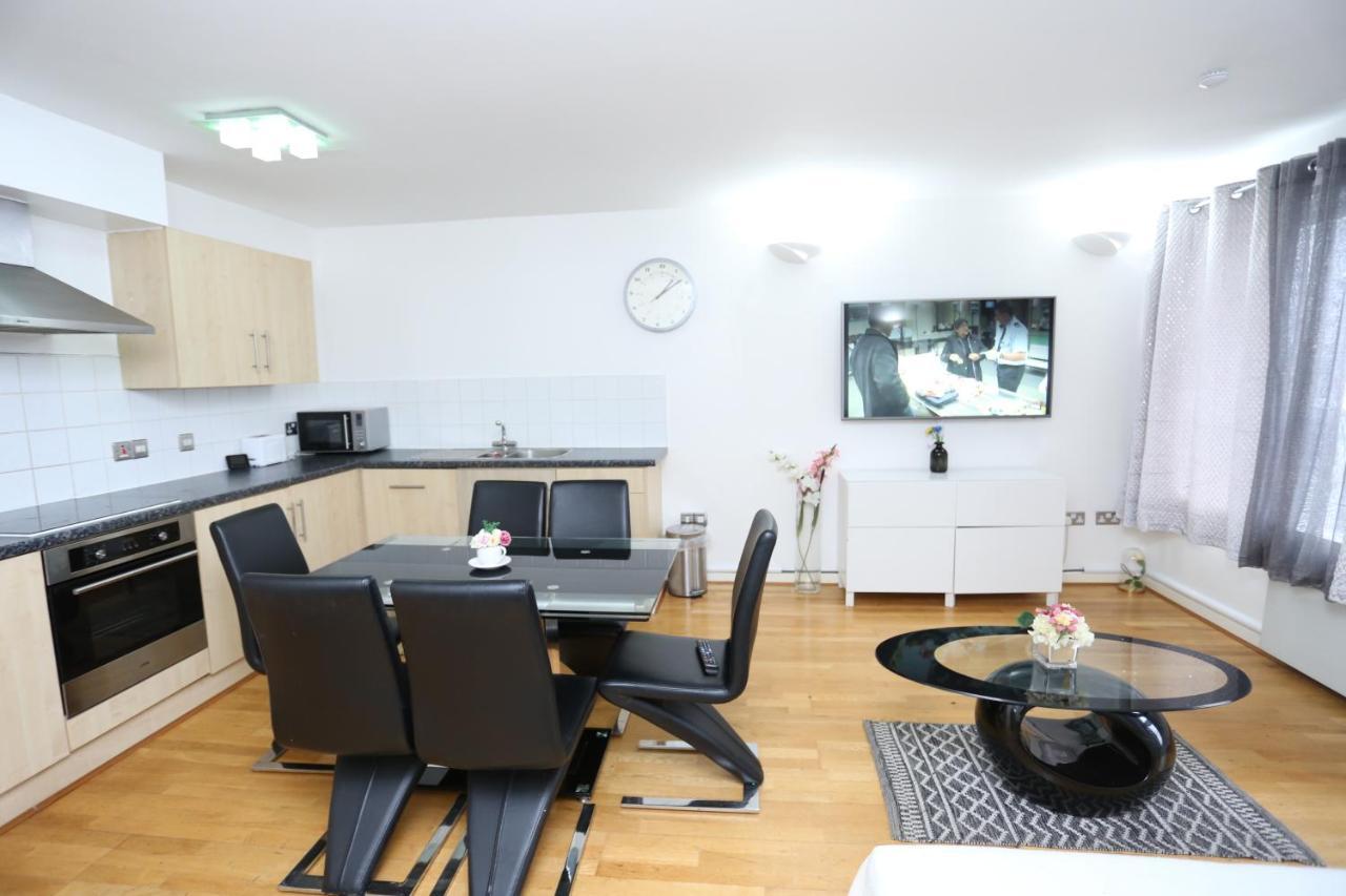Appartement Gorgeous 2 Bedroom 2 Bathroom Woolwich Londen