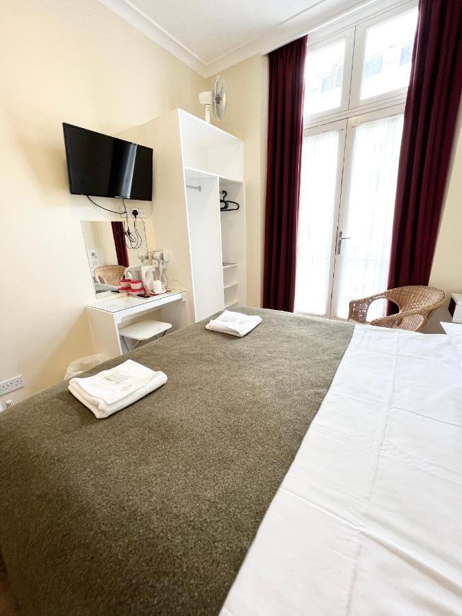 Hotell Melbourne House 3*