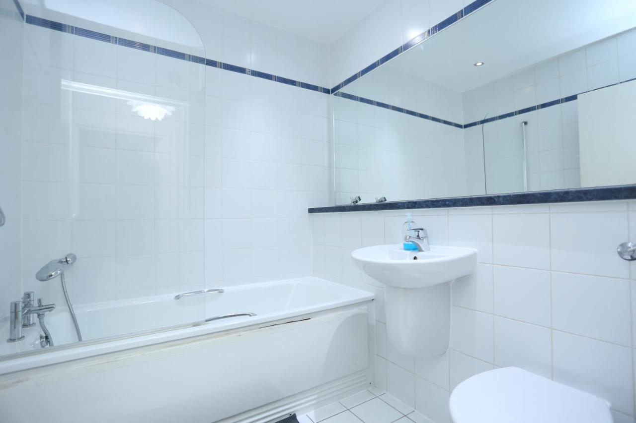 Appartement Gorgeous 2 Bedroom 2 Bathroom Woolwich Londen