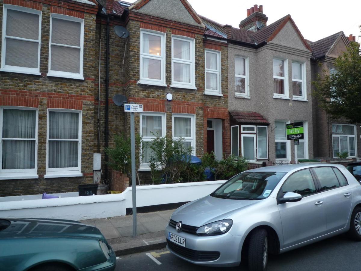 Boundary Road, 1 Bedroom & 2 Bedroom Flats Appartamento *