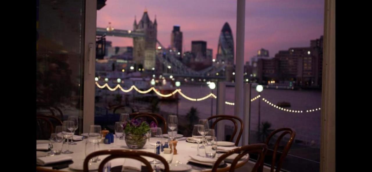 Appartement Shad Thames Pied-A-Terre Exquisite Historic Warehouse Air Conditioning Private Parking Garden & Balcony Next To Shard With Views *