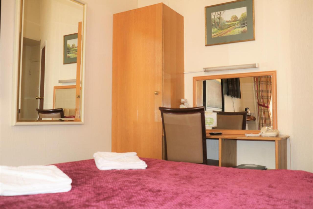 Pensionat Barry House 3*