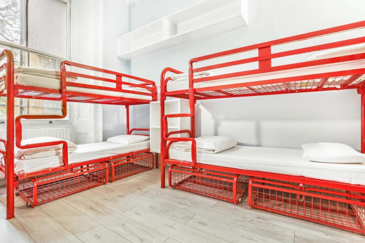 Hostel Astor Victoria