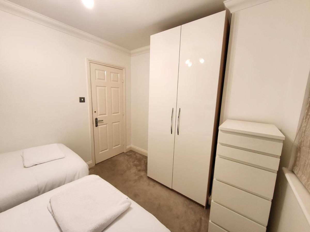 Garland Stylish 2 Bedroom A Minute Walk From Station Lägenhet *
