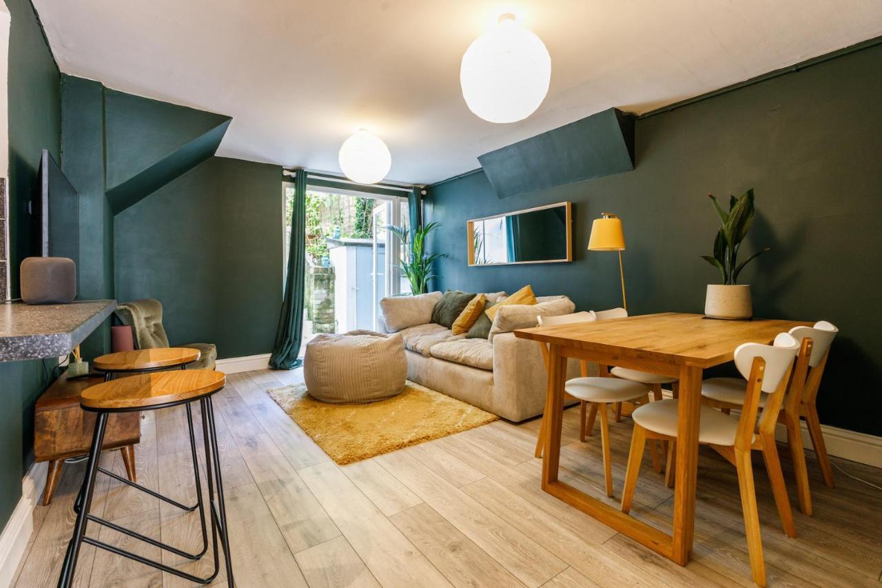 Apartment Colourful, 1-bedroom Victorian Flat With Garden