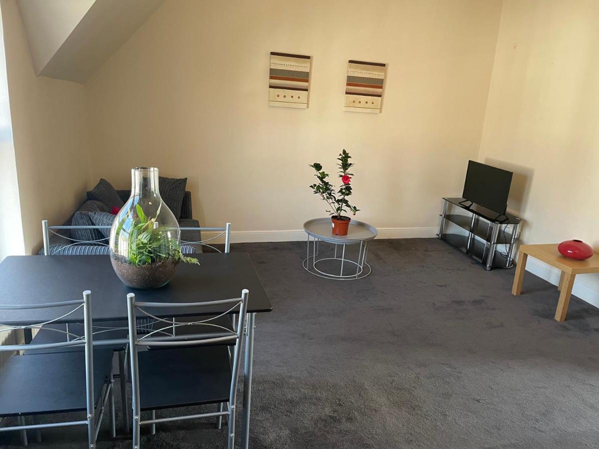 Vibrant & Cosy Near Wembley *
