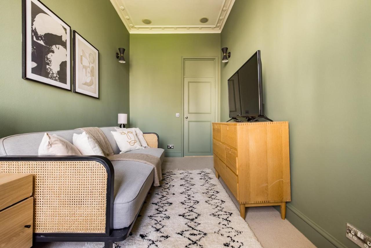 The Sussex Garden Retreat - Elegant 2bdr Flat Leilighet