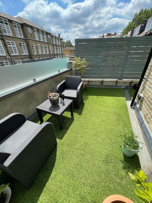 Lovely 1 Bed Cosy With Shard View Apartment