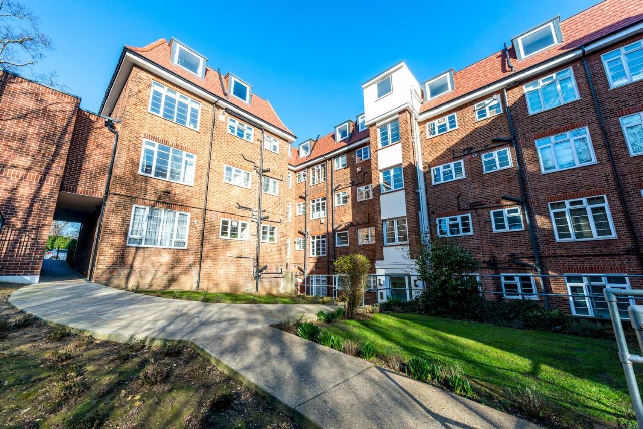 Pass The Keys North Perfect - Modern 2bedroom Flat Lägenhet London