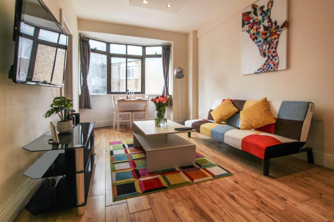 Apartment Rare Gem Close To Transport Links *