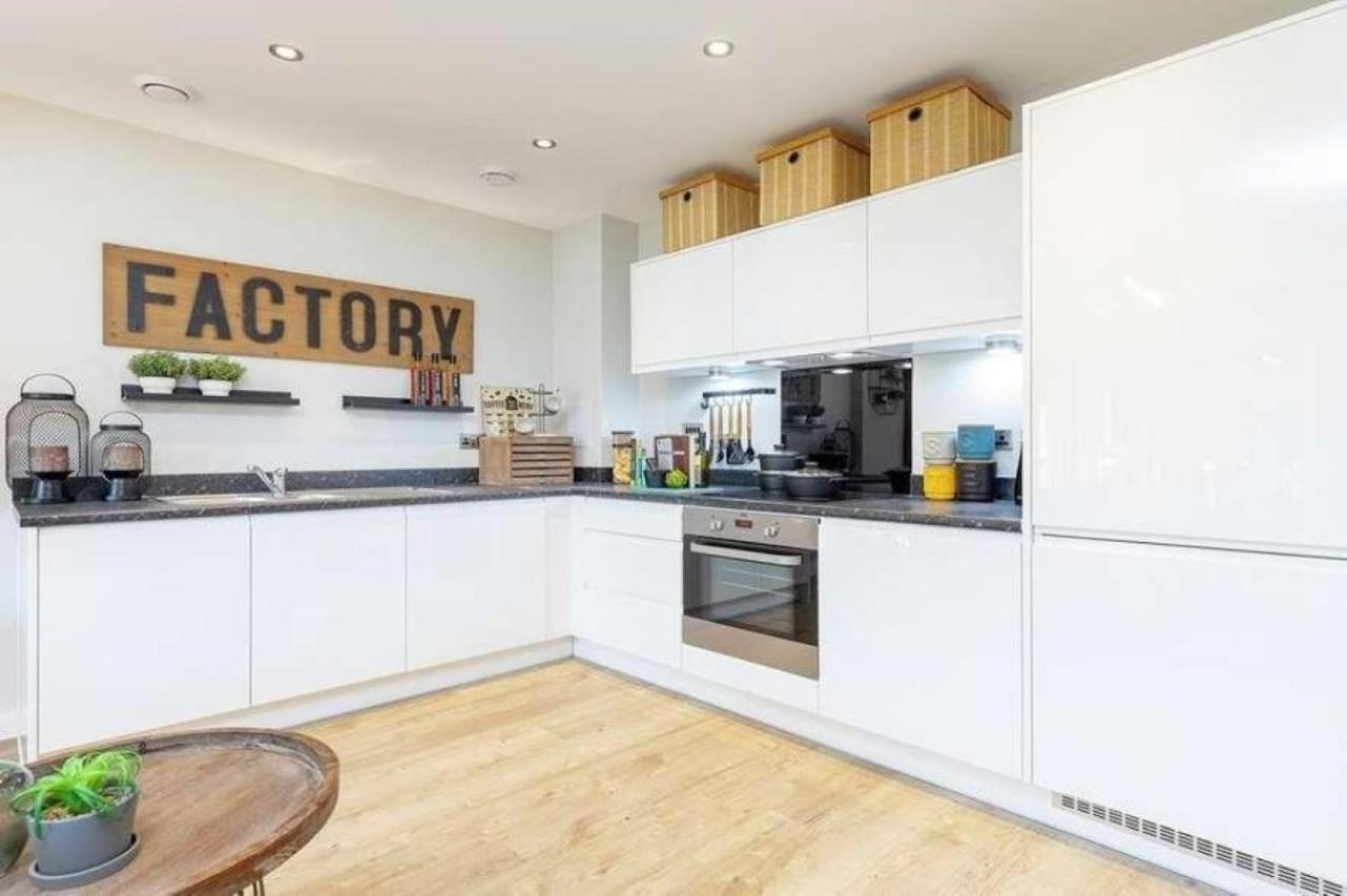 Newly Built Luxury 2 Bed Apartment!!! London