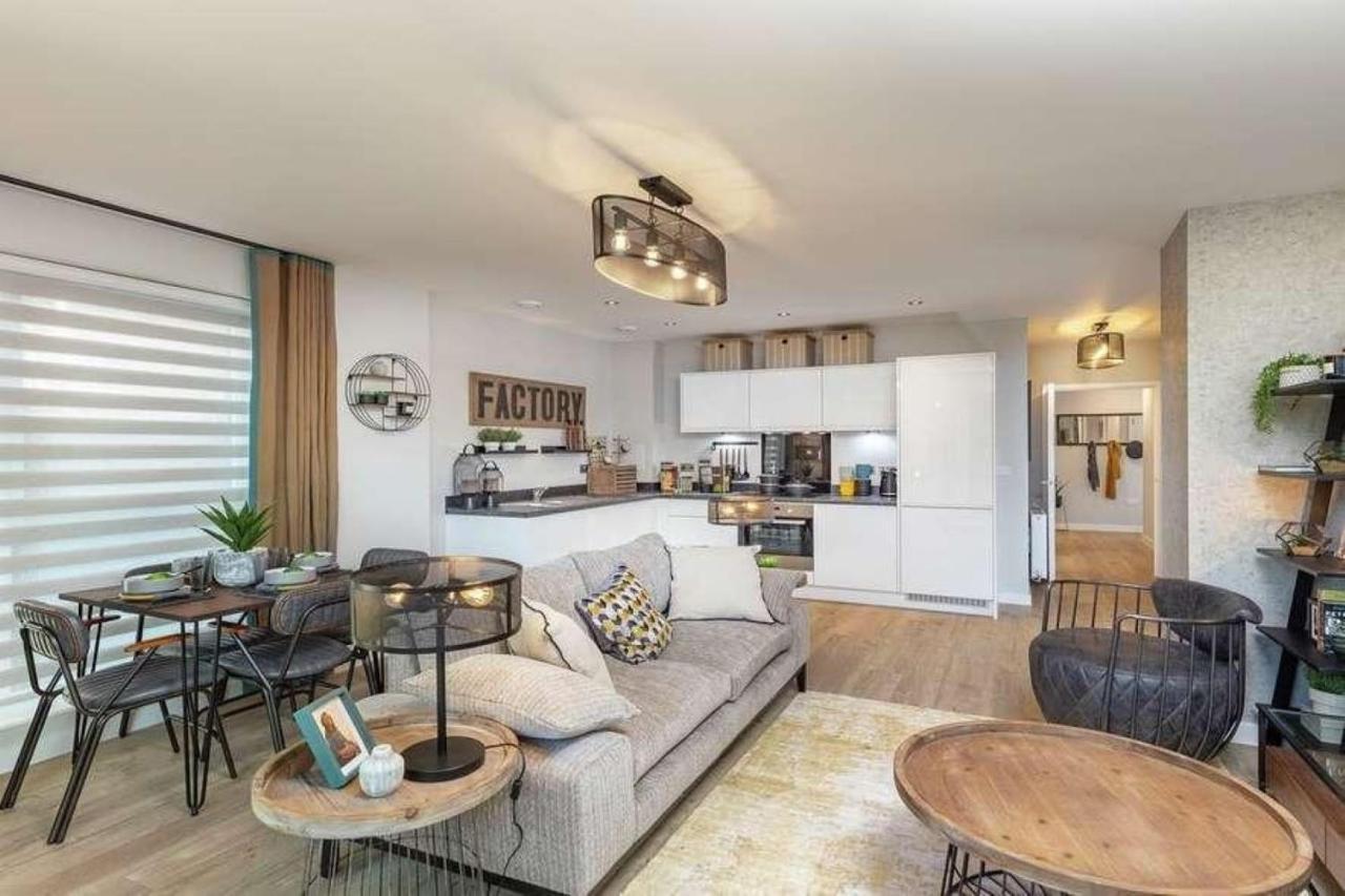 Newly Built Luxury 2 Bed Apartment!!! Leilighet *