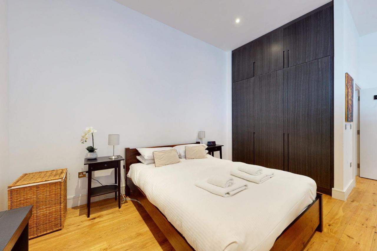 Luxury Spacious 1 Bed Loft In Claphambrixton Area * London