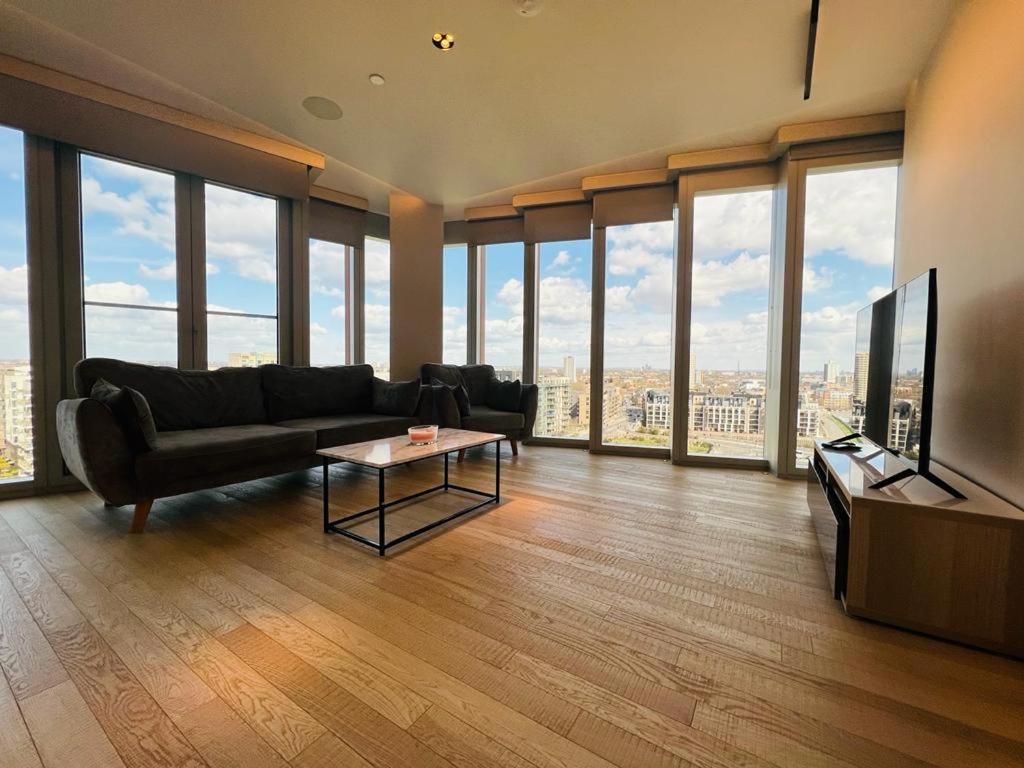 The Loft E20 *