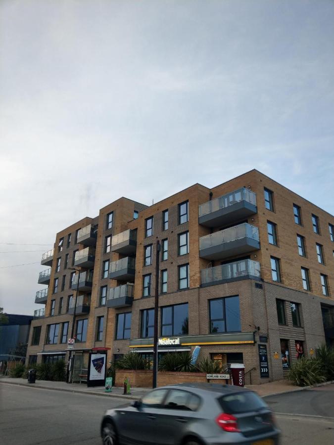 Leilighet Newly Built Luxury 2 Bed Apartment!!!