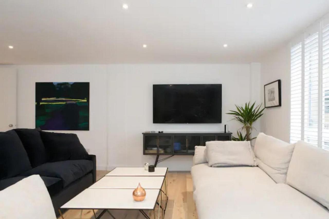 Shoreditch - Immaculate 2 Bedrooms Flat For 6 London