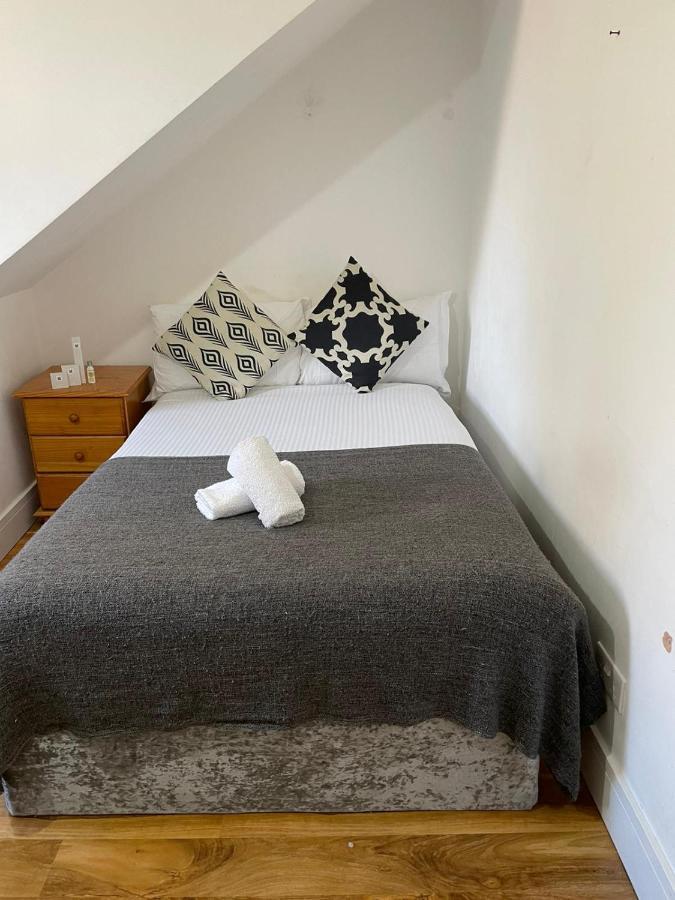 Guest house Sw16 Norbury