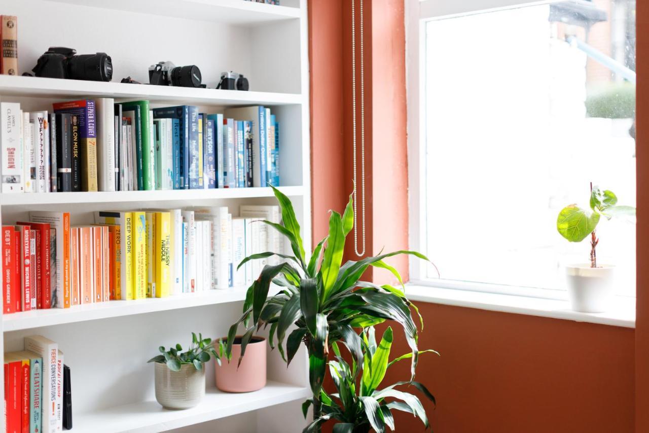 Colourful, 1-bedroom Victorian Flat With Garden London