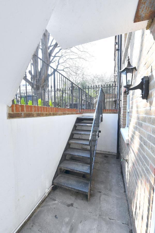 Waterloo Hub Residences Holiday home