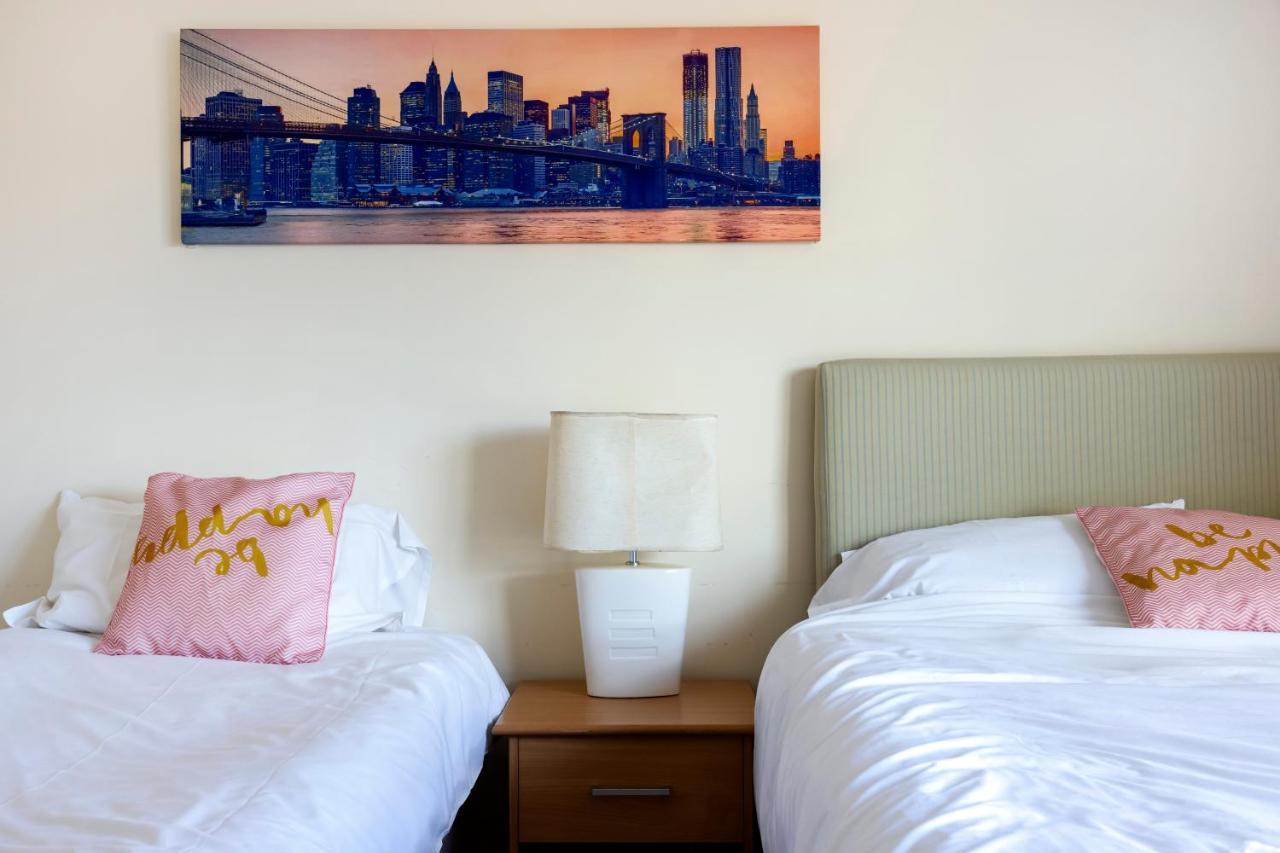 Canary Wharf/docklands/excel Spacious Apt E14 Apartment
