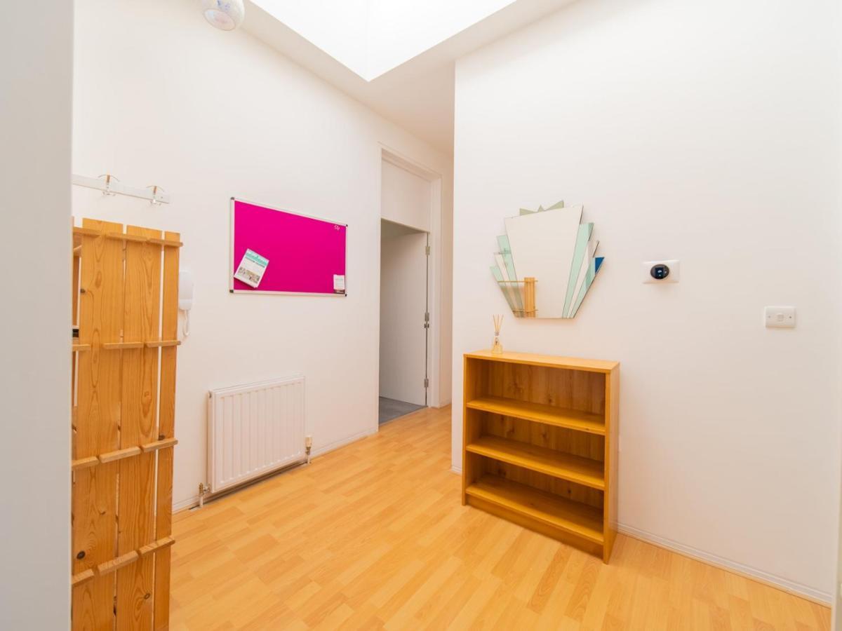 Pass The Keys - Spacious Flat, Royal Docks, Lejlighed London
