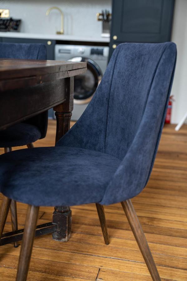 Dreamy Loft, Antique Wood Flooring & High Ceilings * London