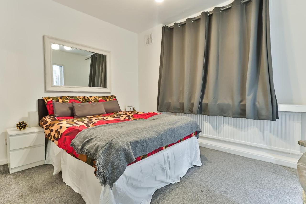 Gorgeous 4 Bedroom 5 Bathrooms House In Marble Arch, Near Oxford Street Feriehus