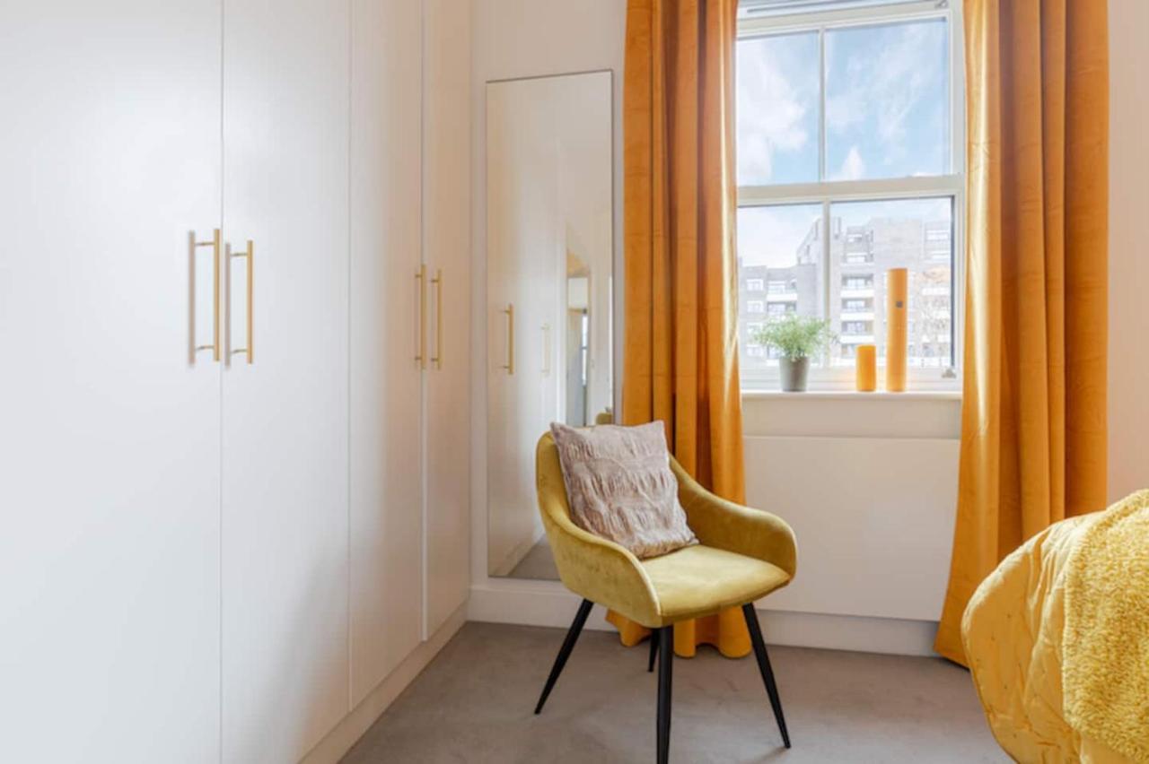 Off The Shard Xxl Design Family House With Garden Londen