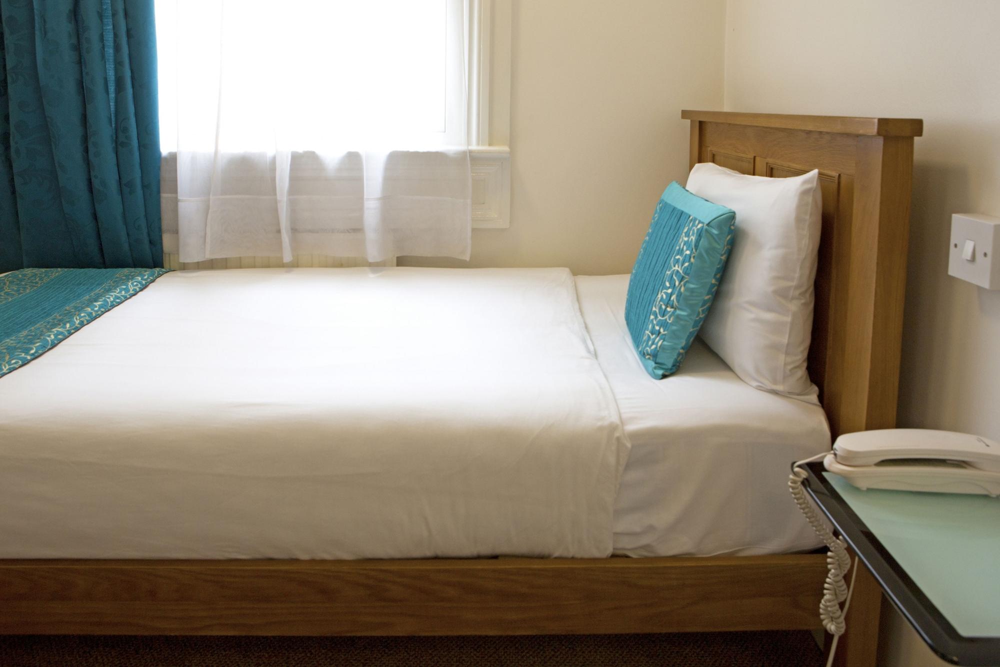 Westpoint Hotell 3*