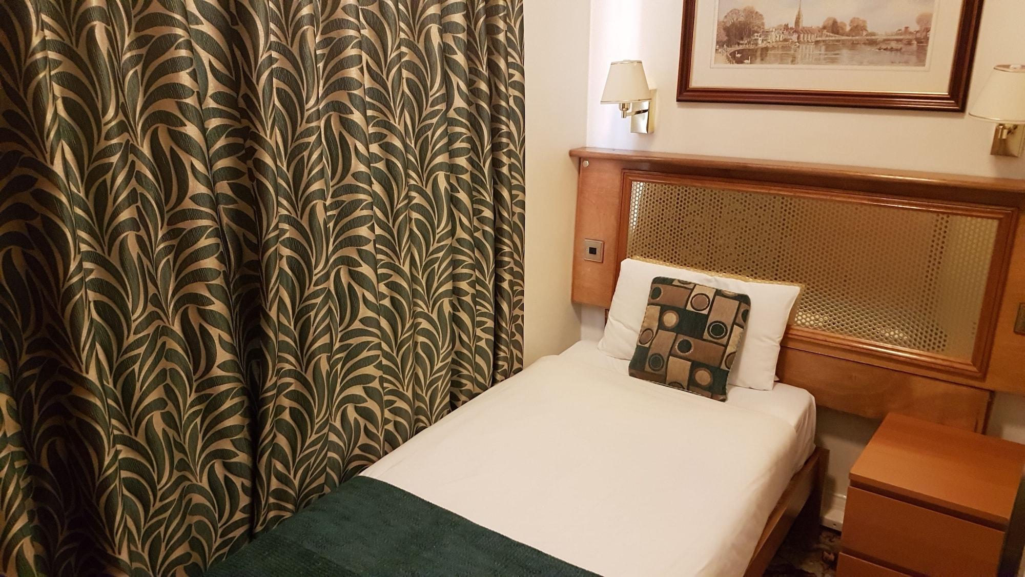 Hotell Westpoint 3*