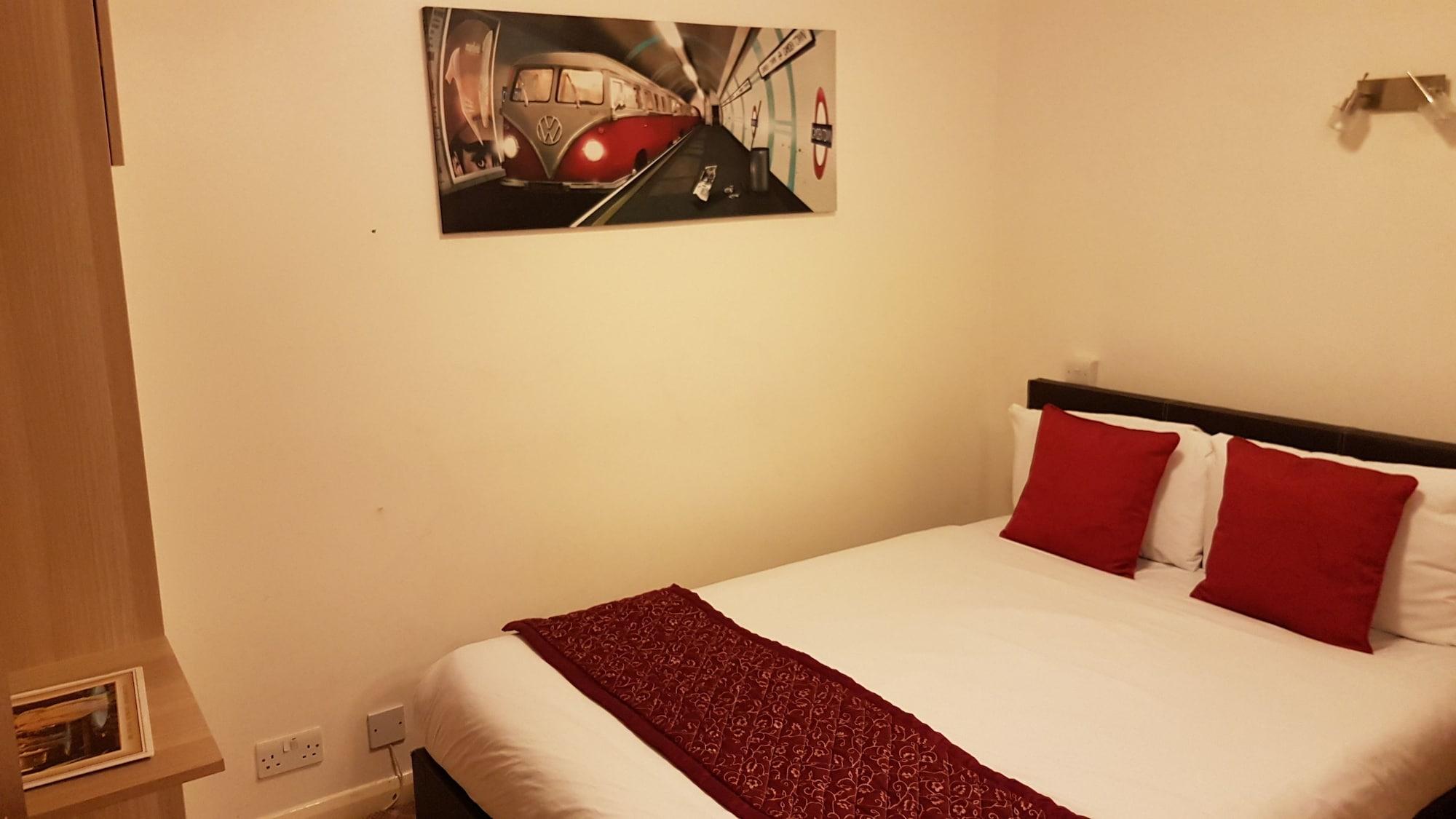 Westpoint Hotell 3*
