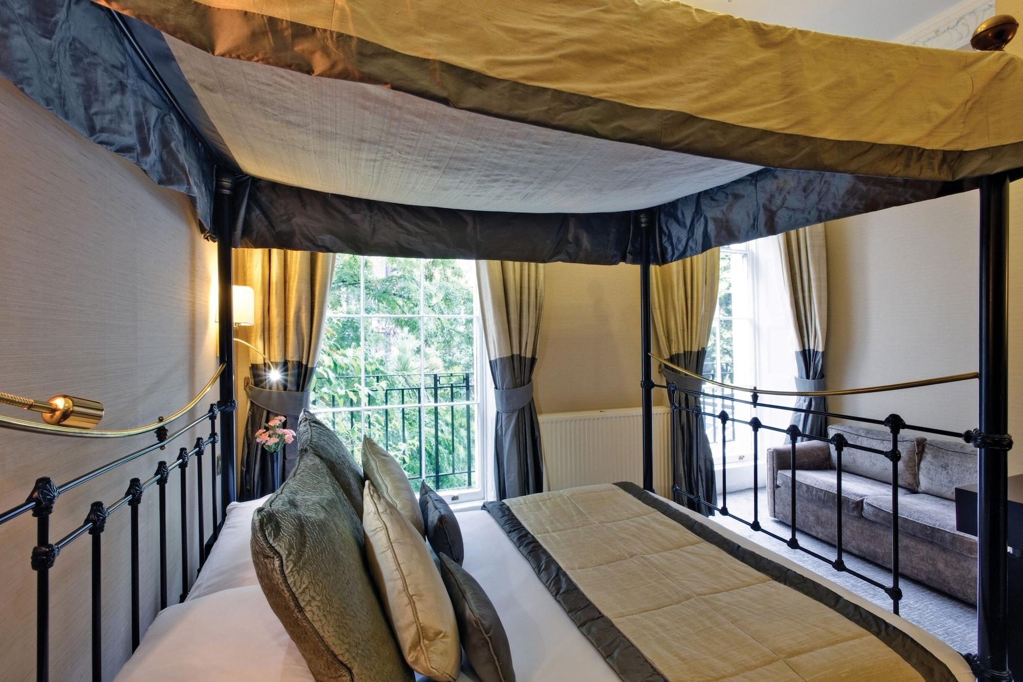 Grange White Hall 4*