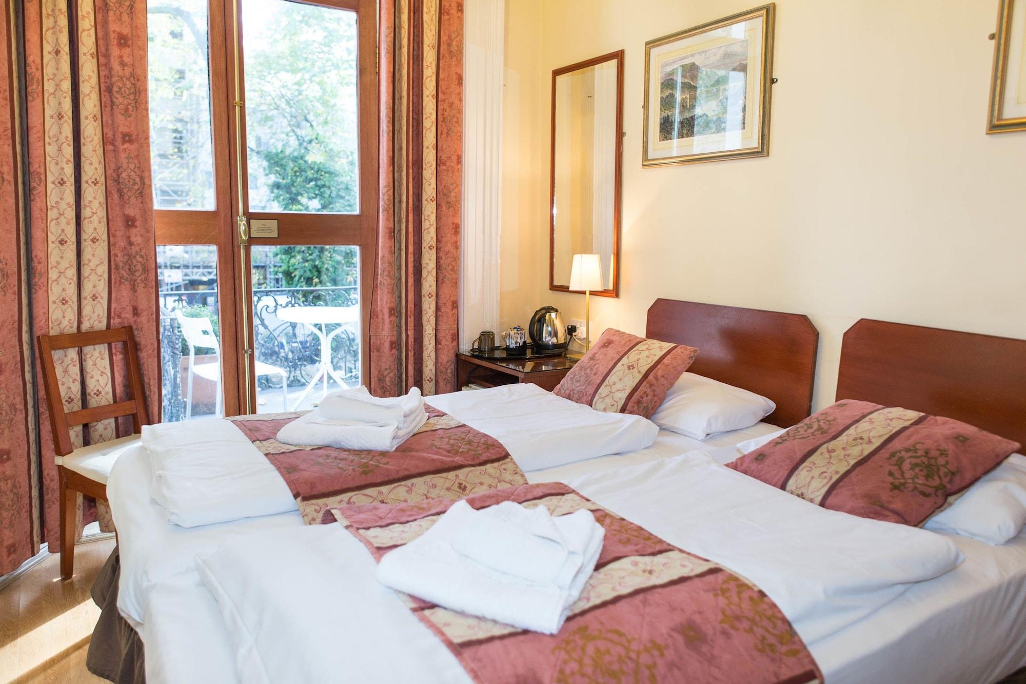 Shakespeare Hotell 3*