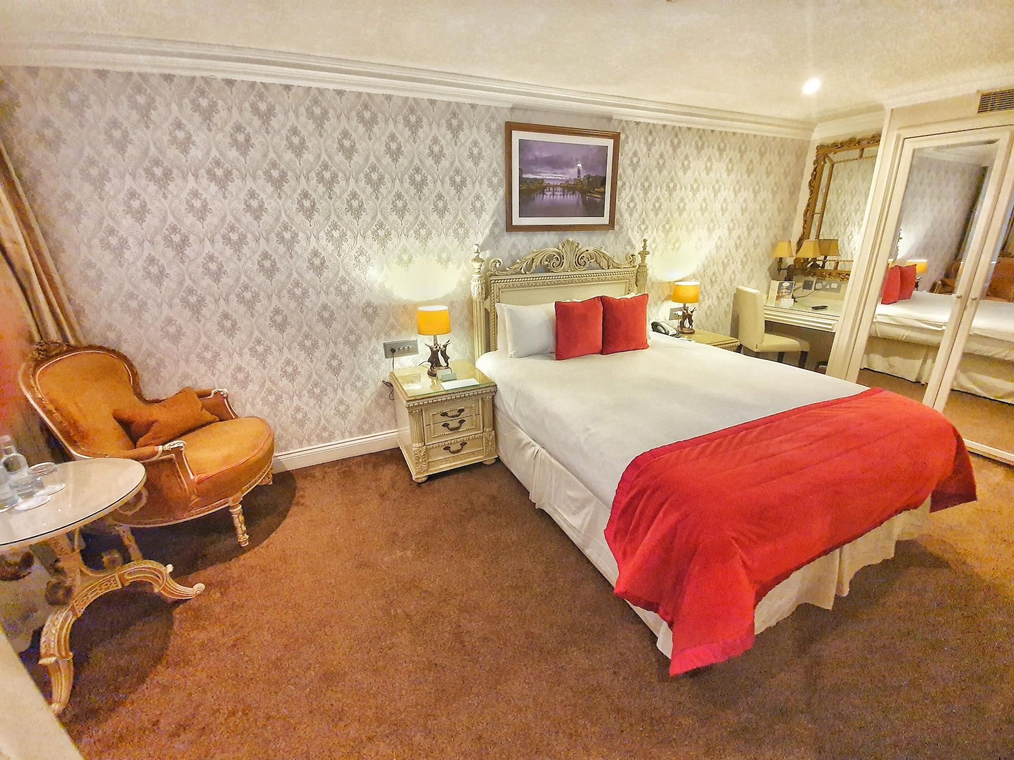 Hotel Ashburn 4*