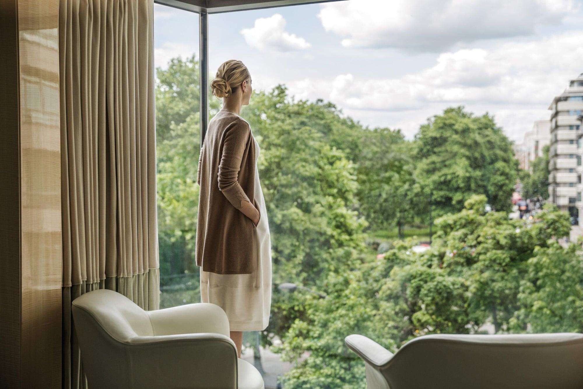Four Seasons At Park Lane 5*