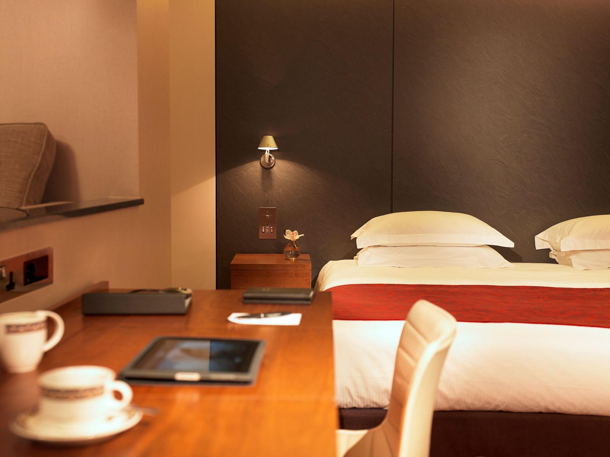 Royal Garden Hotell 5*