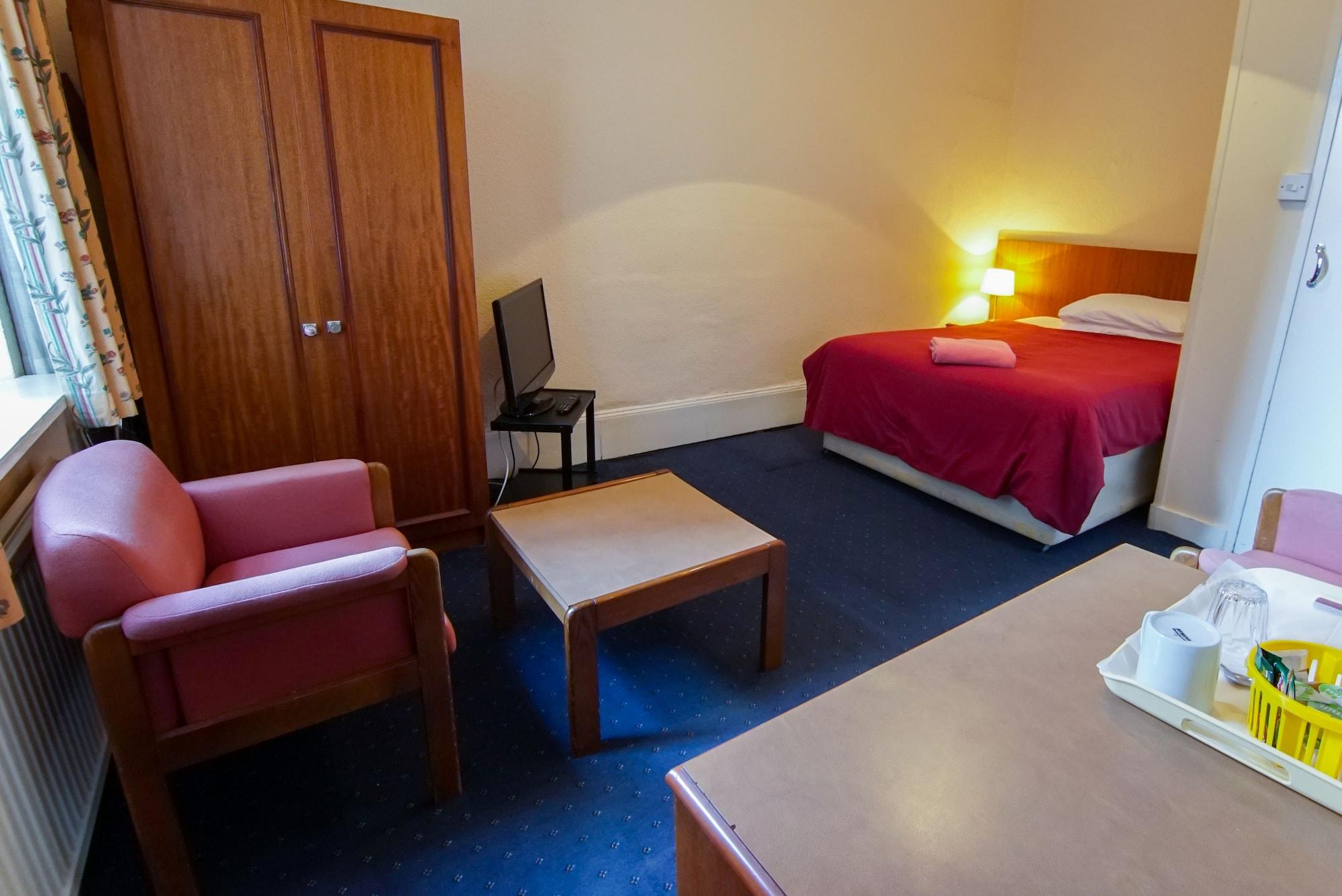Hotel Avoca House