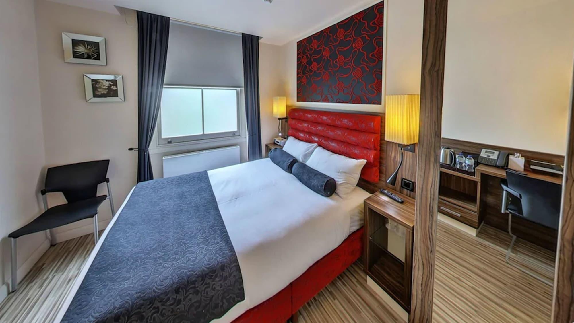 Simply & Hotell 4*