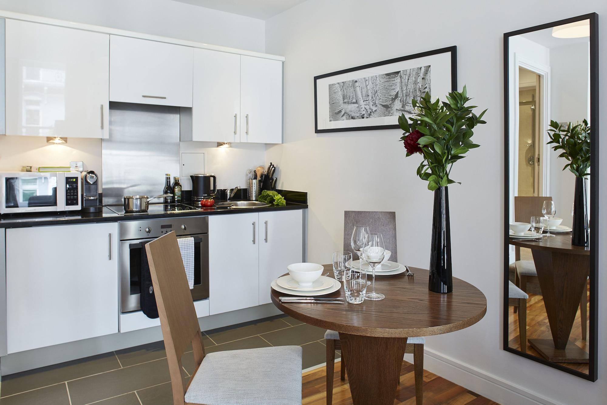 Aparthotel Cheval Harrington Court At South Kensington 4*