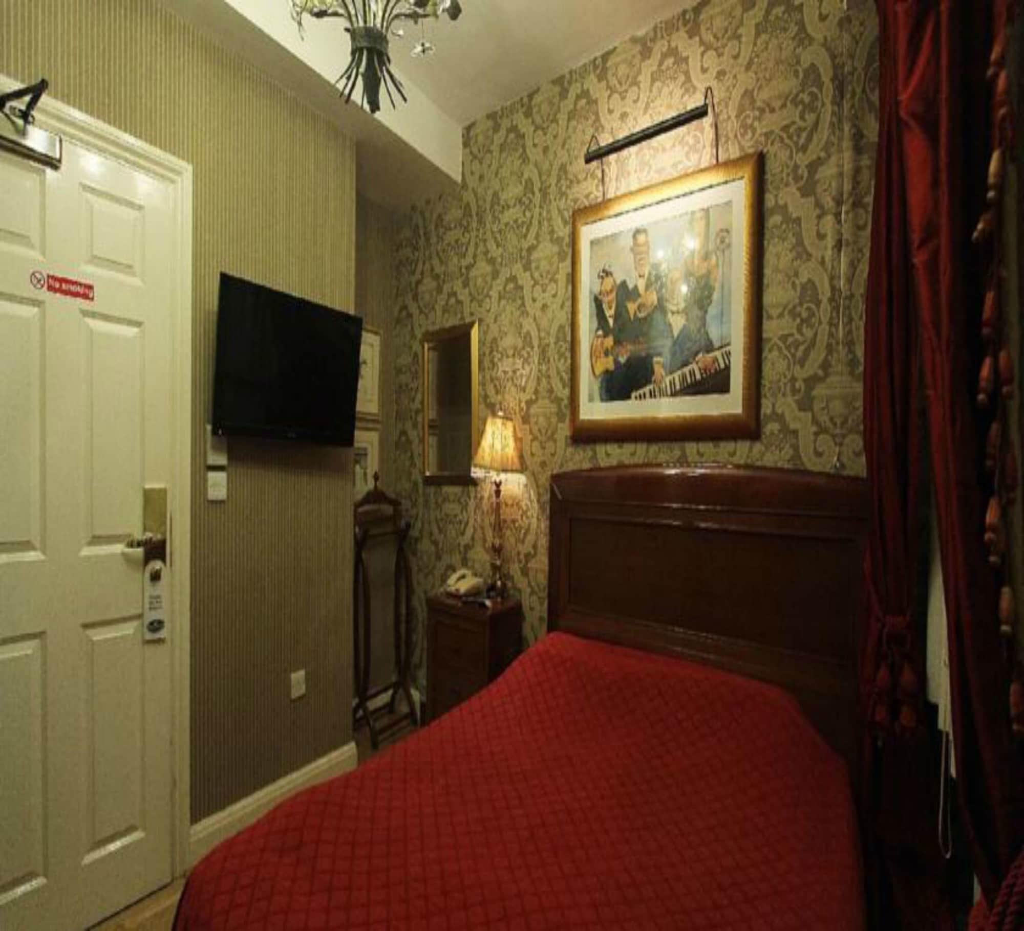 Opulence Boutique Londen