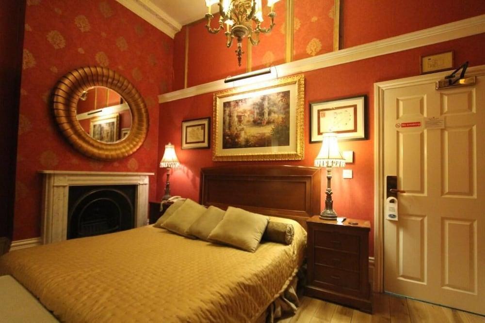 Opulence Boutique 4*