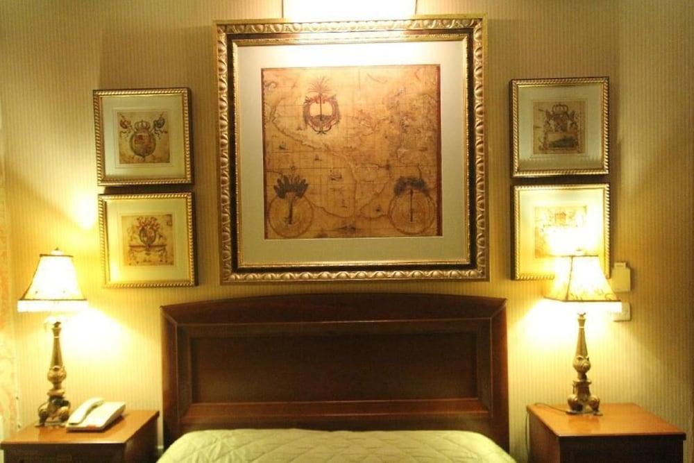 Hotel Opulence Boutique 4*