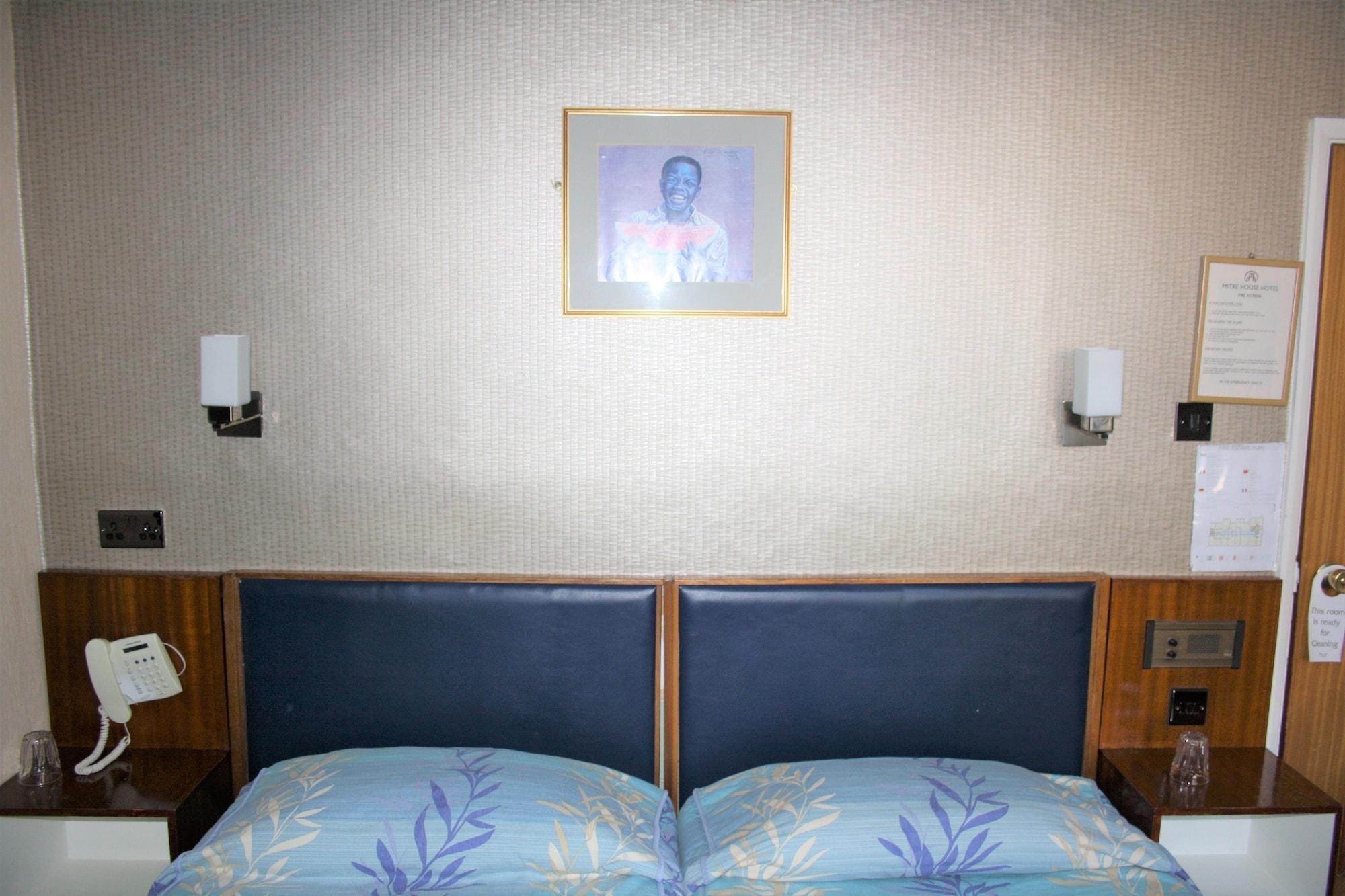 Hotel Mitre House 3*