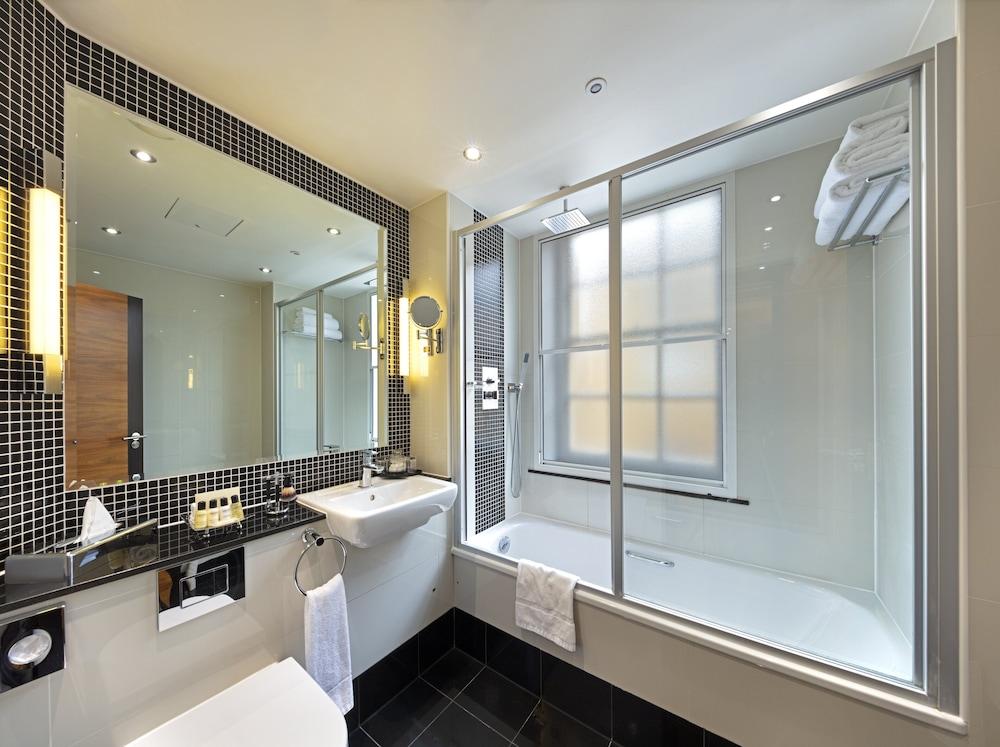 Wellington By Blue Orchid Hotel 4*